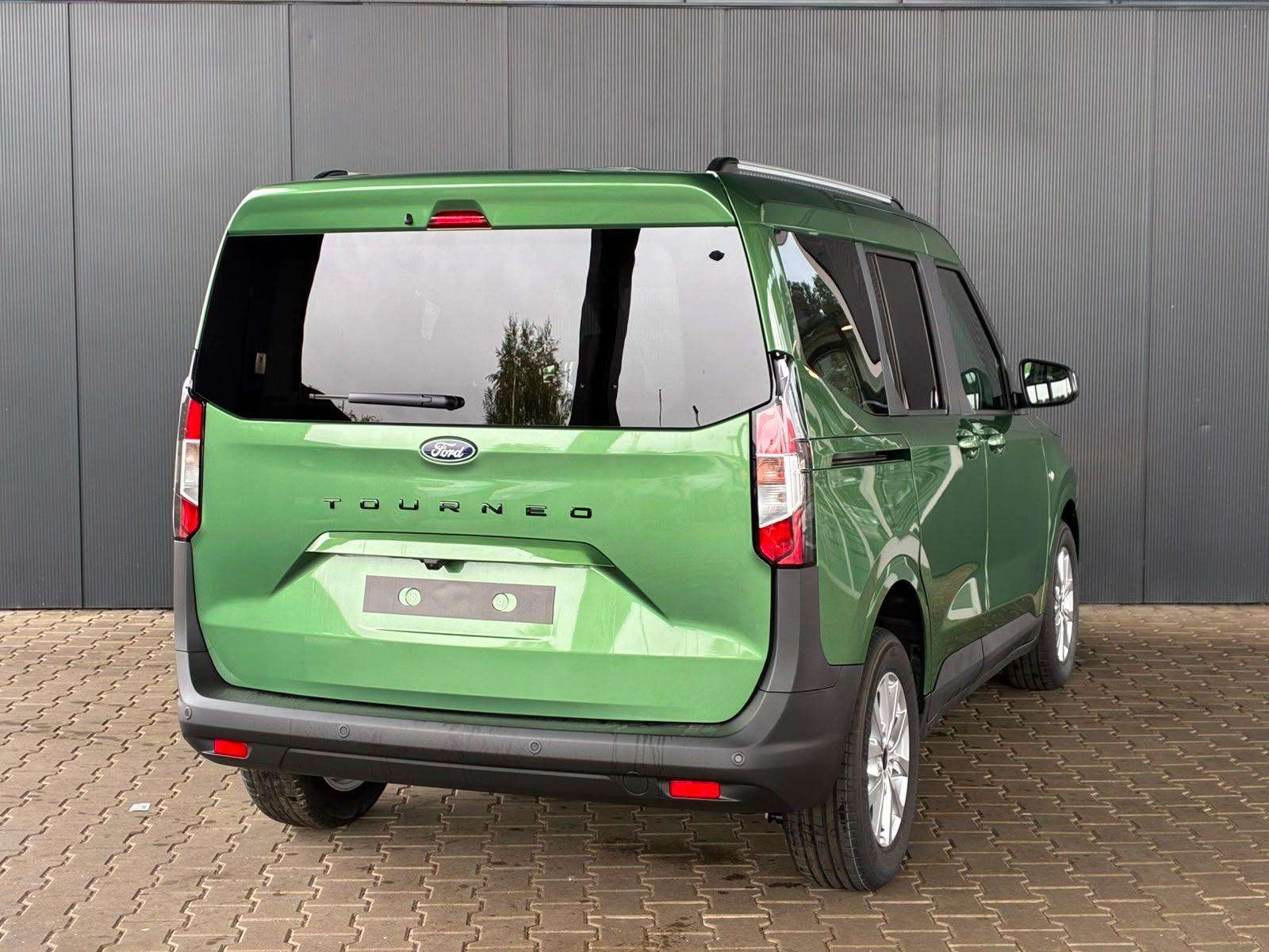 Fahrzeugbild eines Ford Tourneo Courier