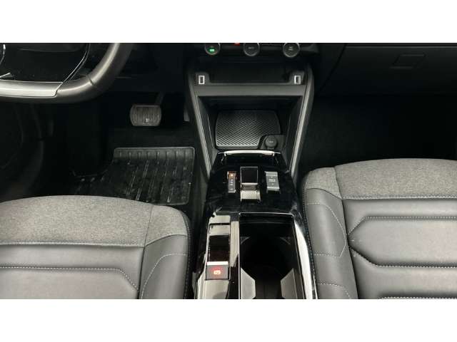 Fahrzeugbild eines Citroën C4 X