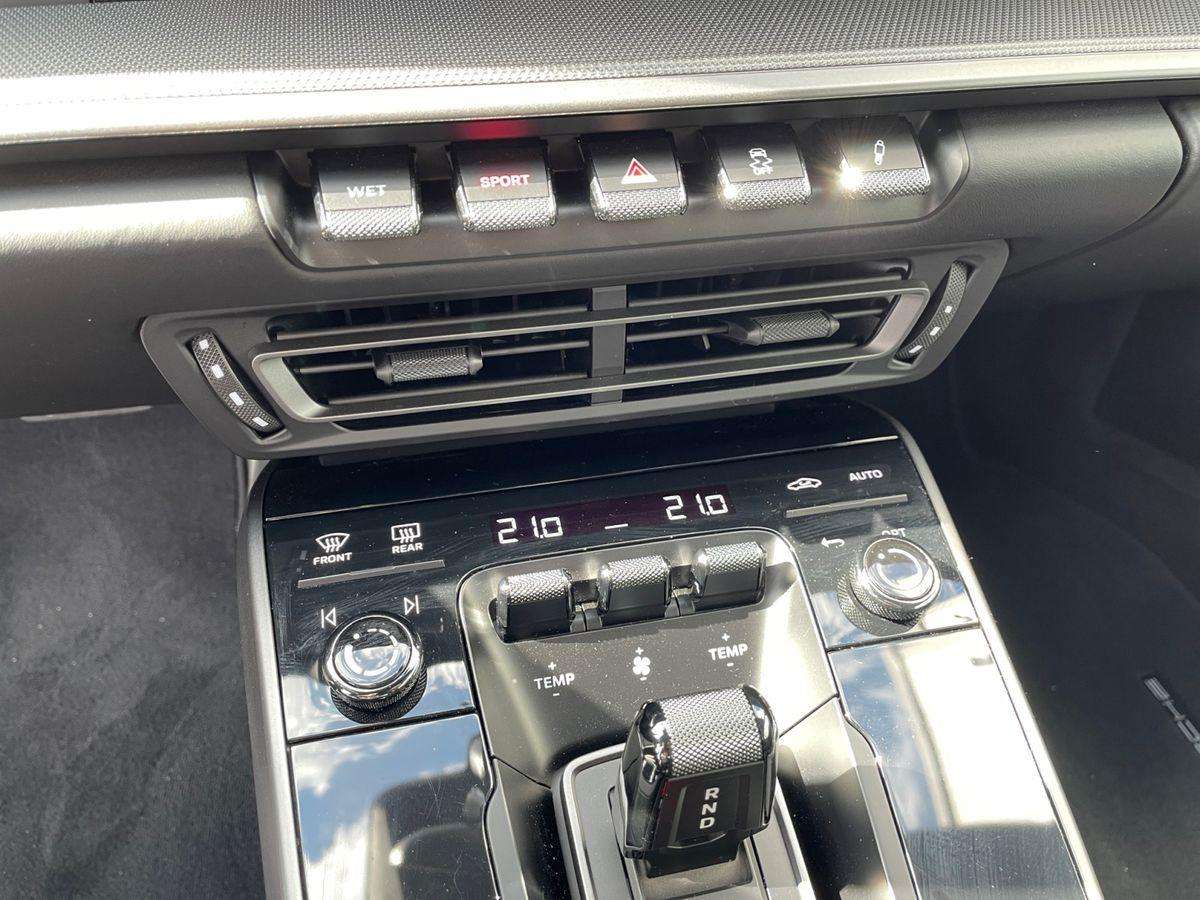 Fahrzeugbild eines Porsche 911