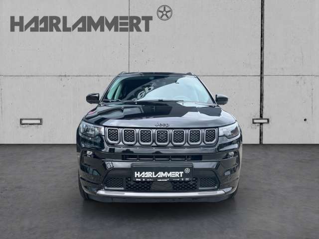 Fahrzeugbild eines Jeep Compass