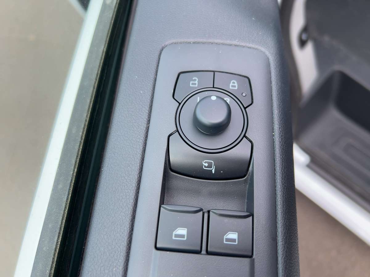 Fahrzeugbild eines Ford Transit Custom