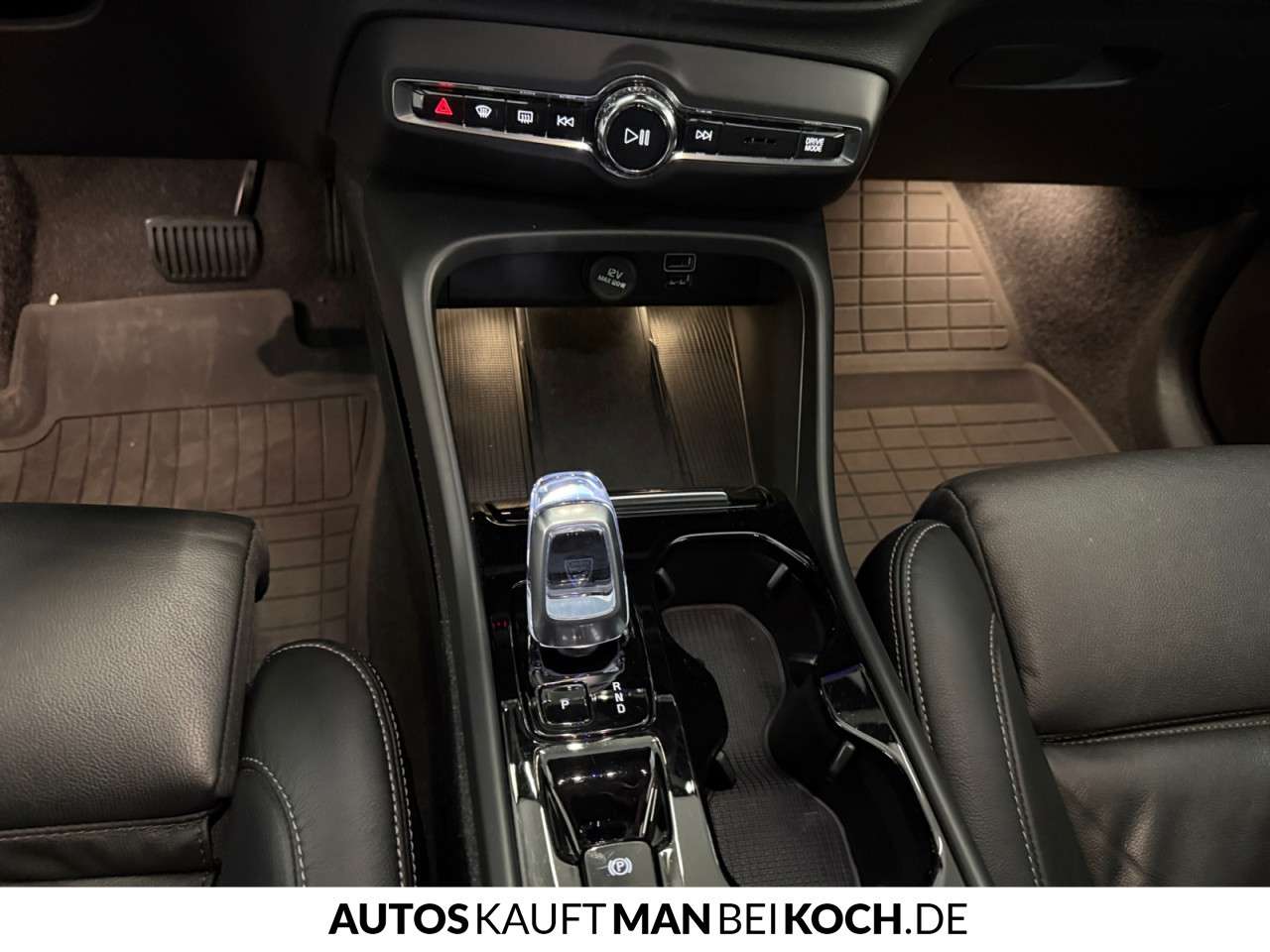 Fahrzeugbild eines Volvo XC40