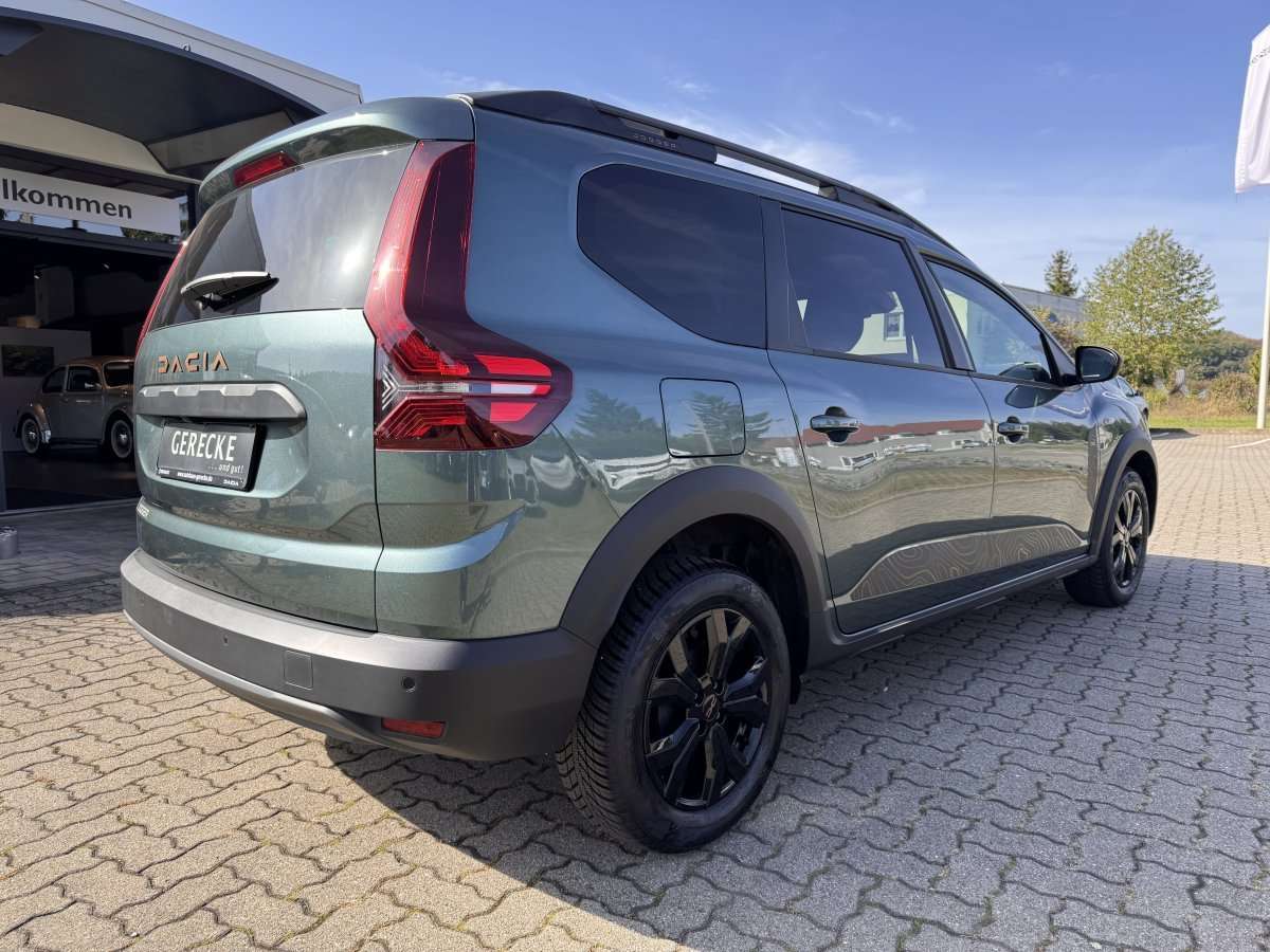 Fahrzeugbild eines Dacia Jogger