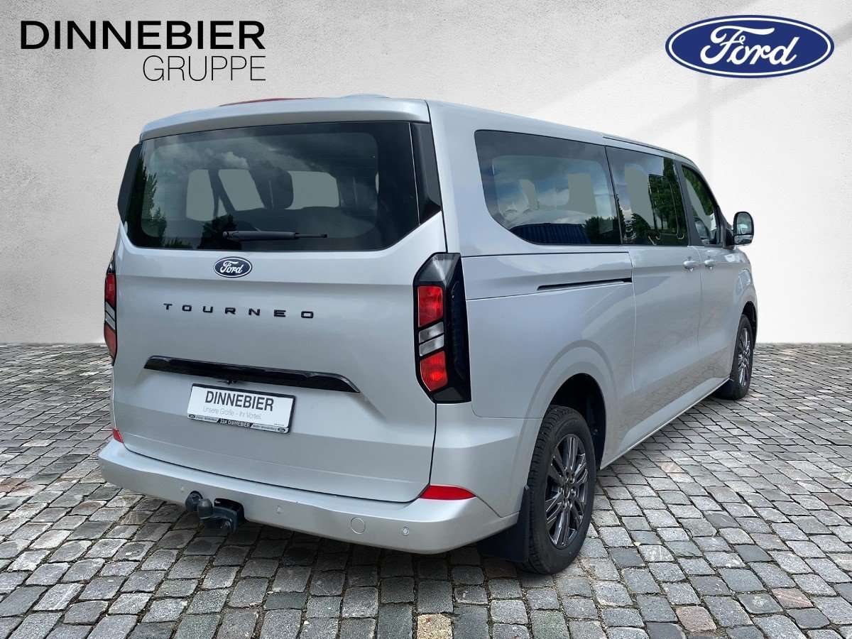 Fahrzeugbild eines Ford Tourneo Custom