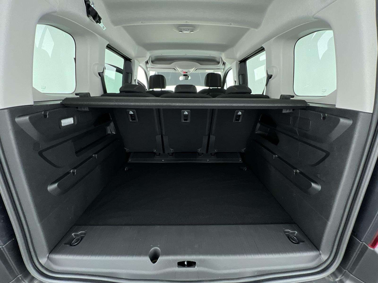 Fahrzeugbild eines Peugeot Rifter