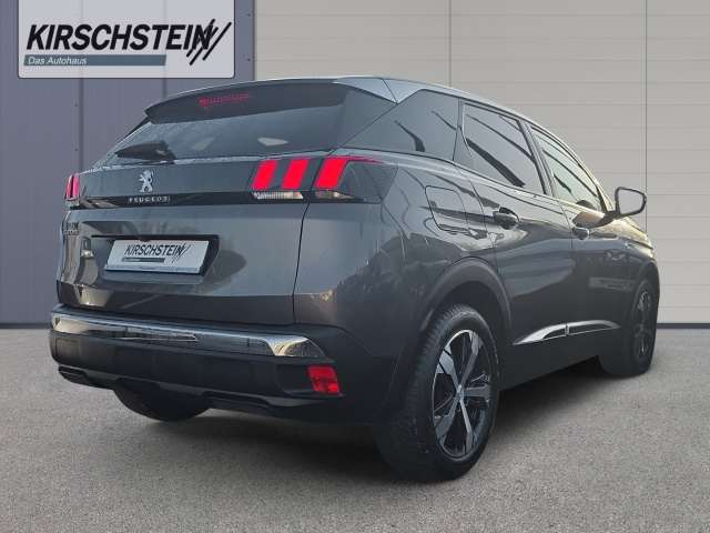 Fahrzeugbild eines Peugeot 3008