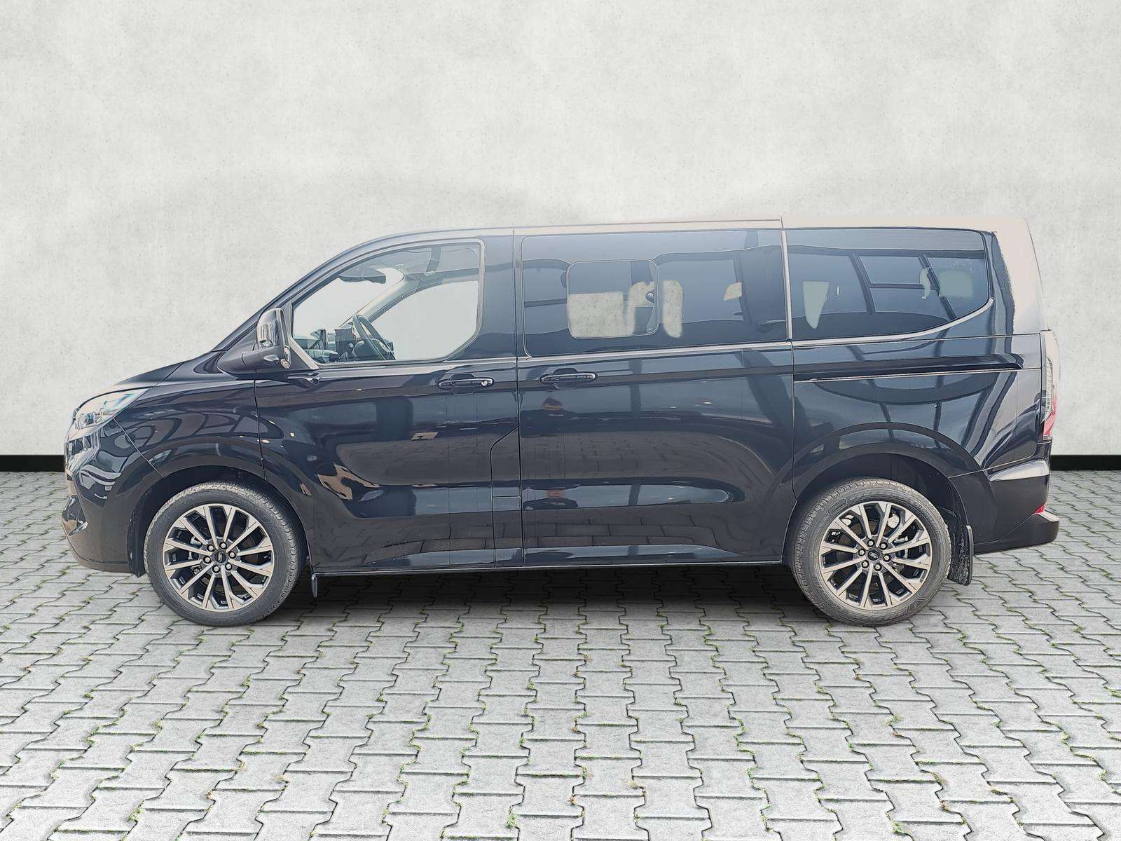 Fahrzeugbild eines Ford Tourneo Custom