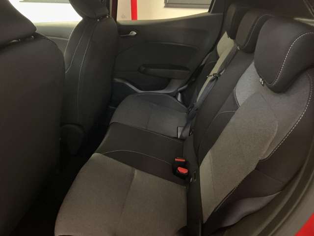 Fahrzeugbild eines Mitsubishi Colt