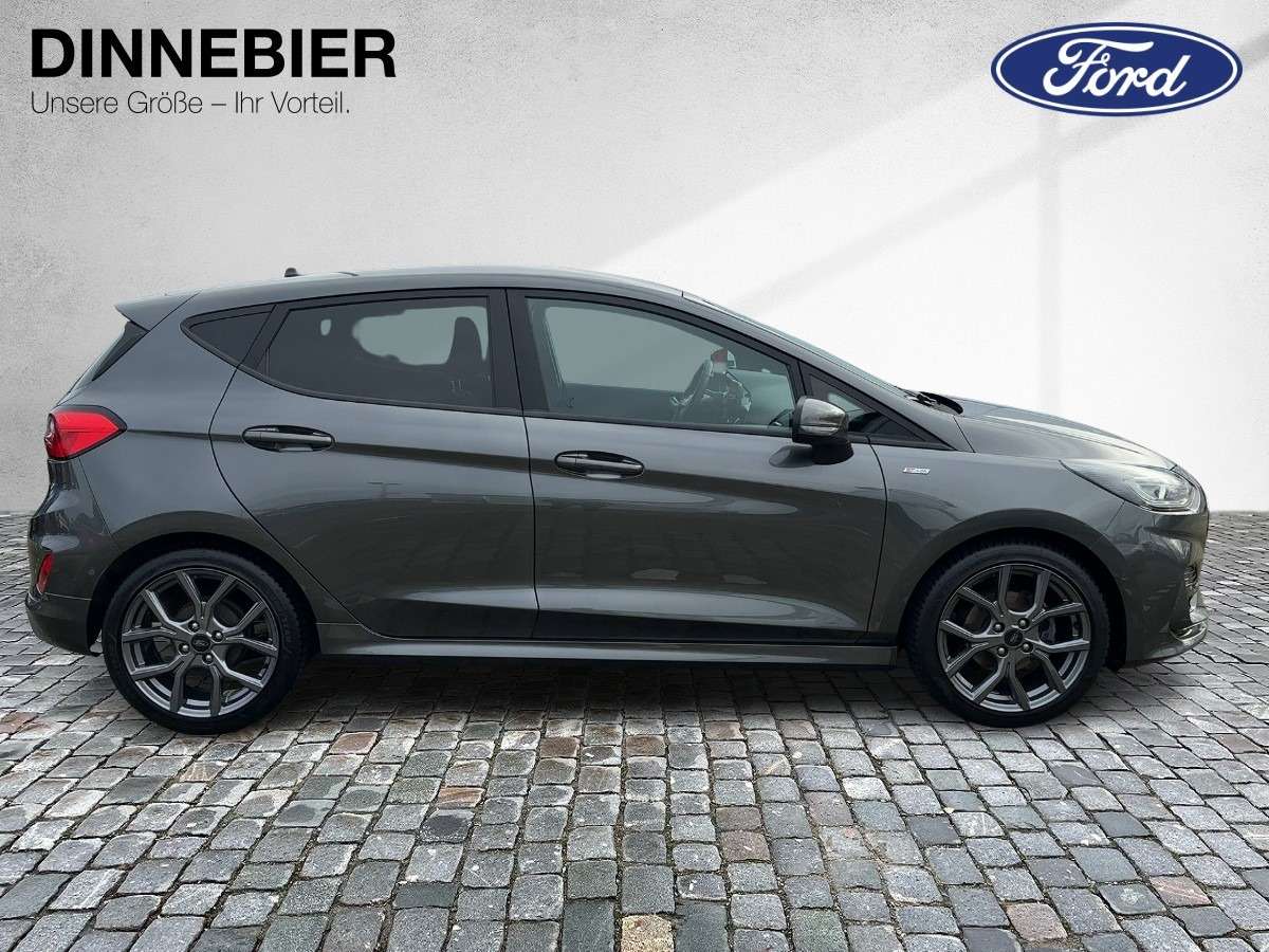 Fahrzeugbild eines Ford Fiesta