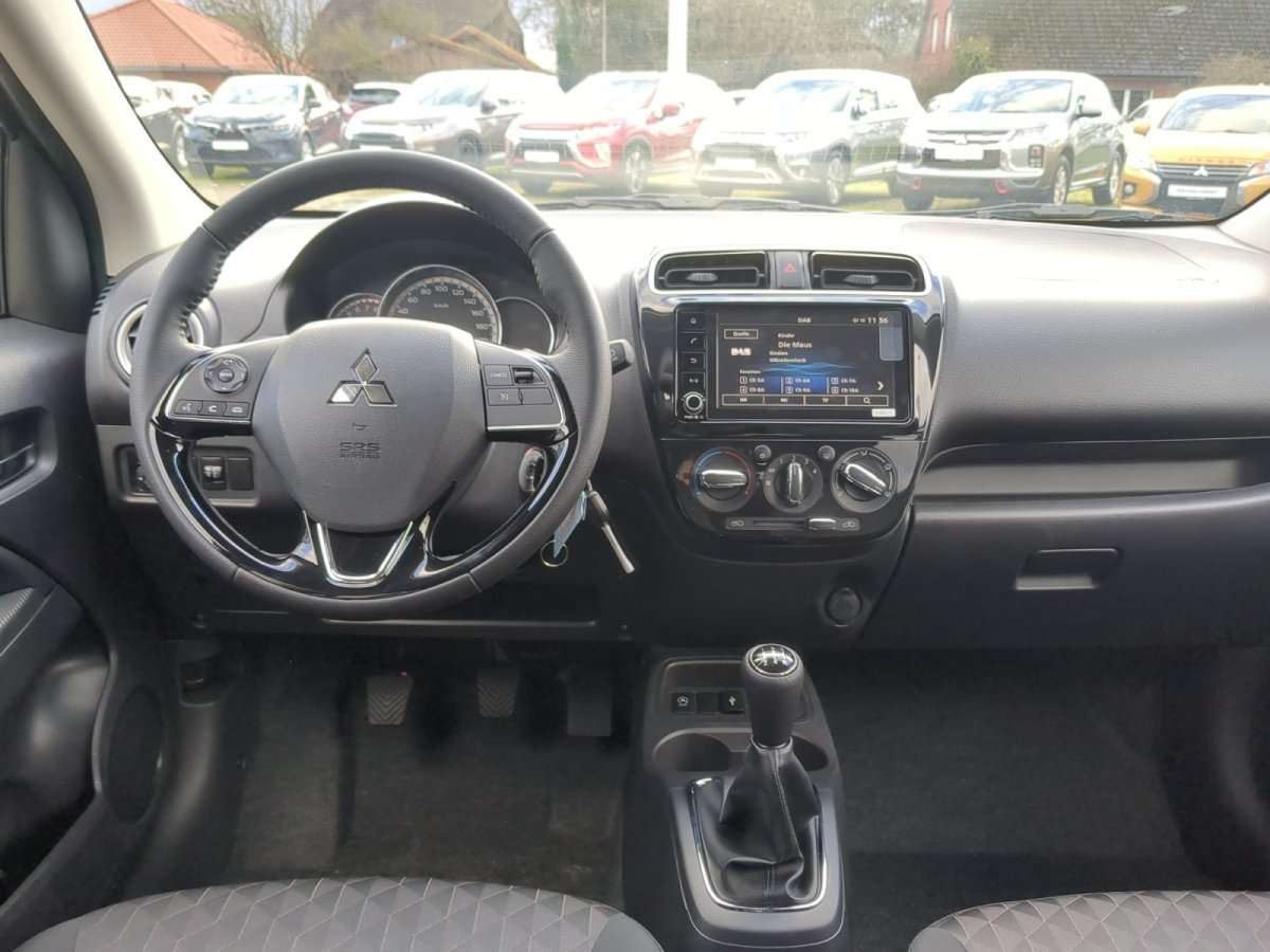 Fahrzeugbild eines Mitsubishi Space Star