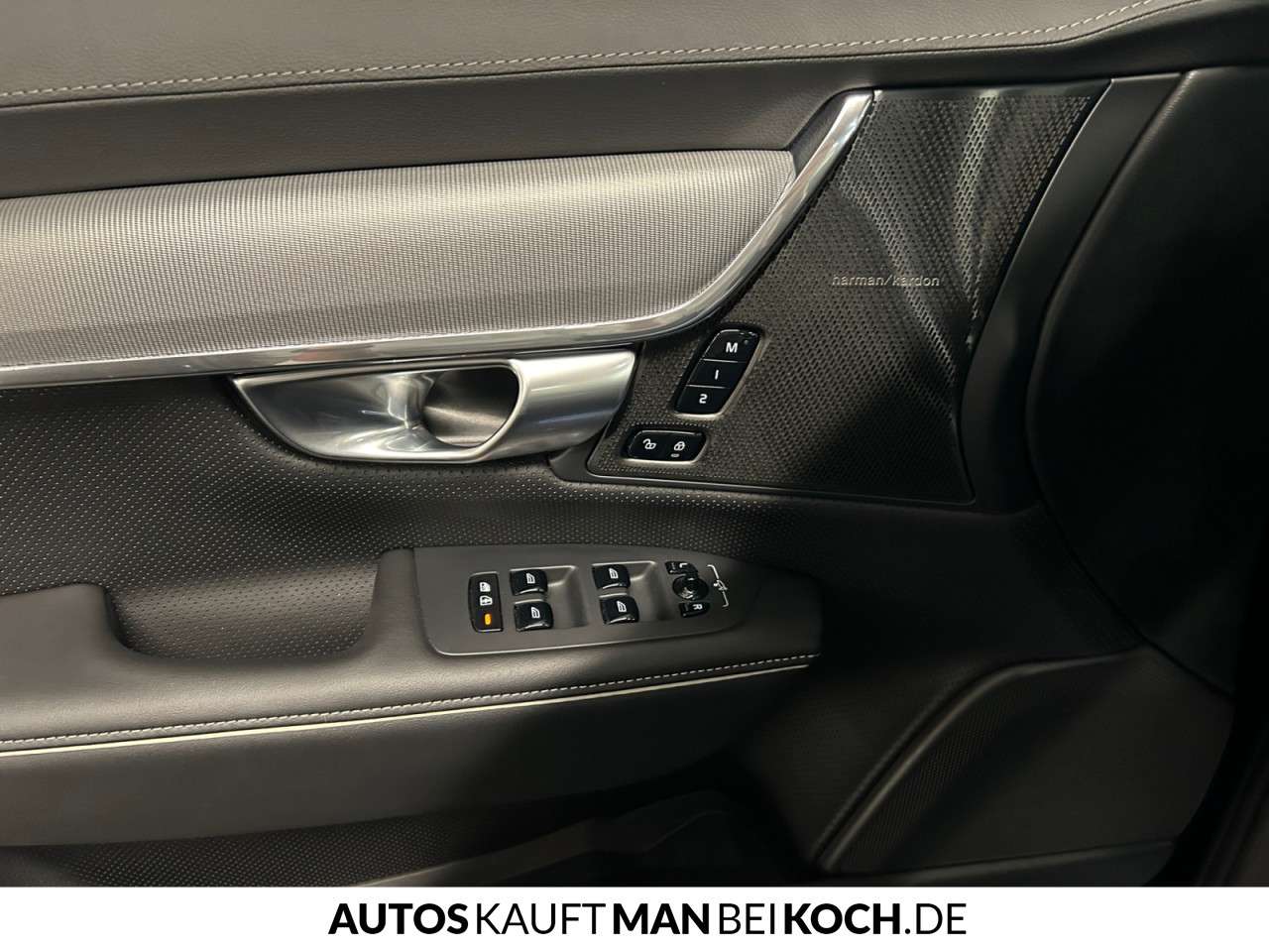 Fahrzeugbild eines Volvo V90 Cross Country