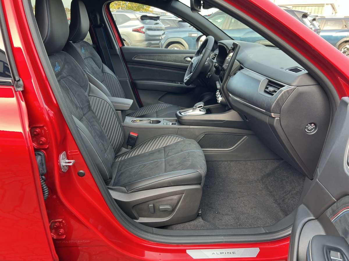 Fahrzeugbild eines Renault Arkana