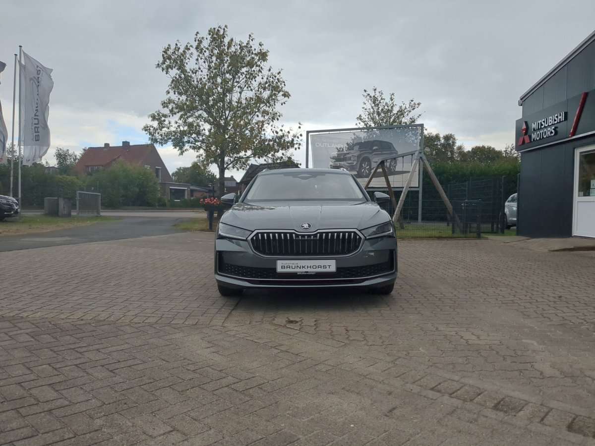 Fahrzeugbild eines Skoda Superb
