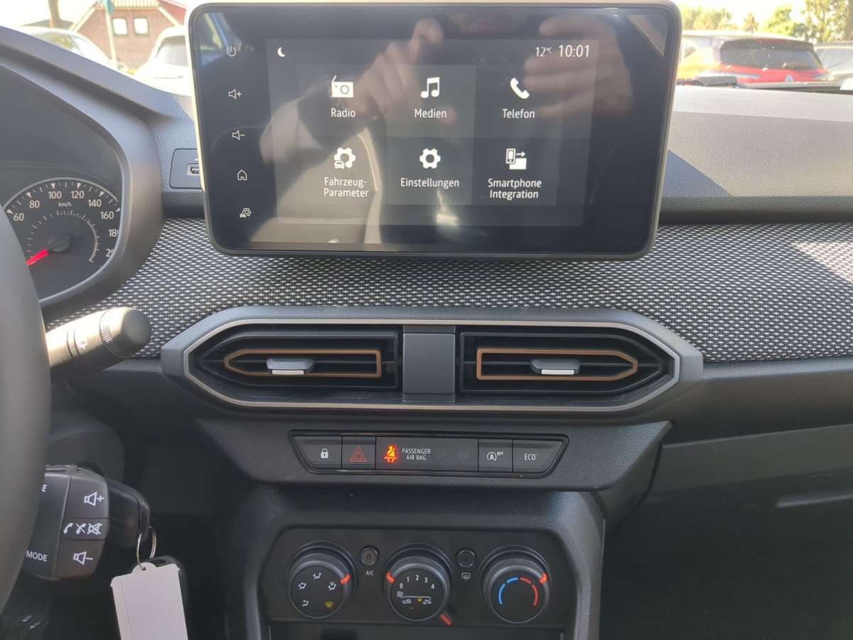 Fahrzeugbild eines Dacia Sandero