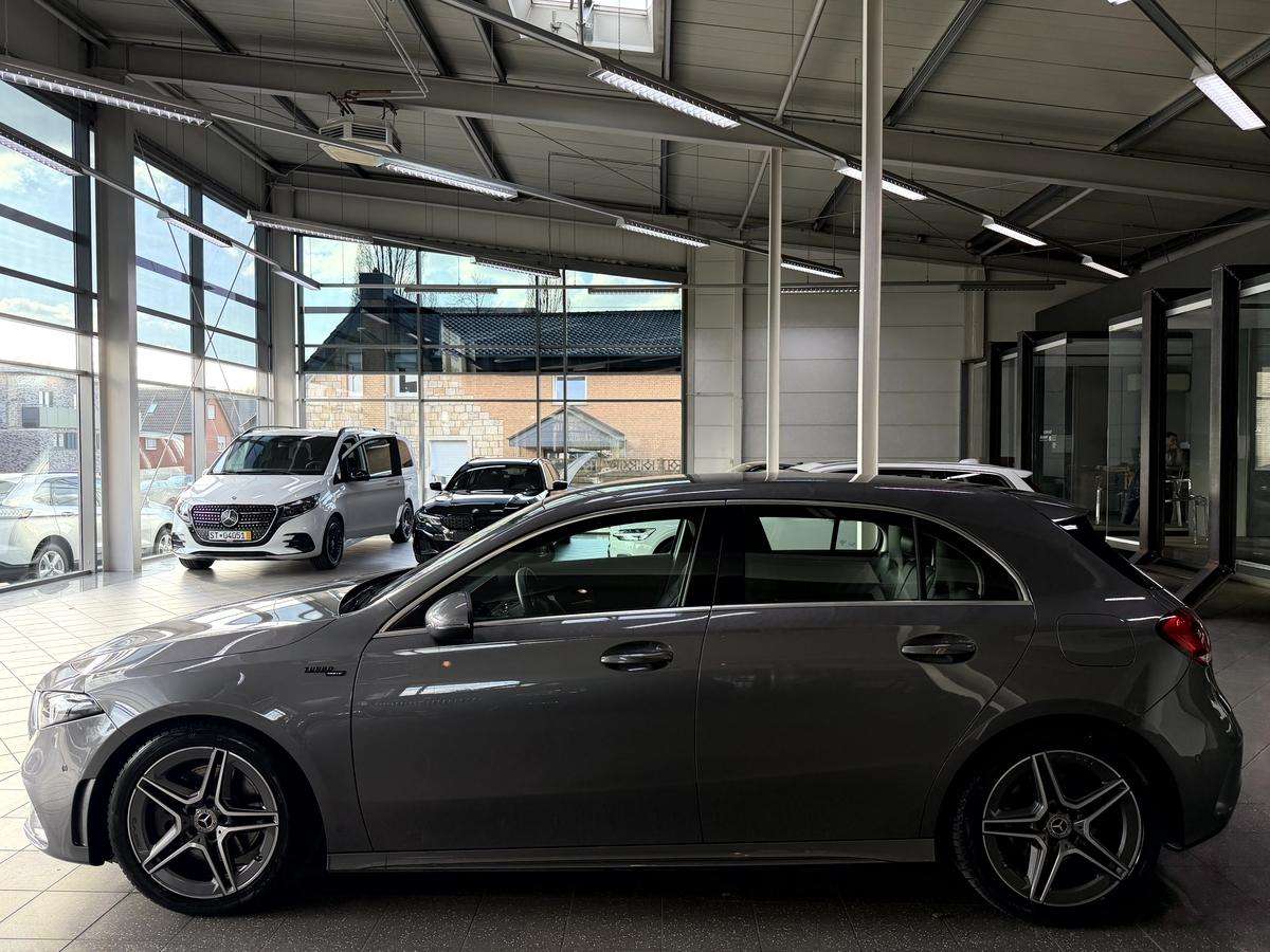 Fahrzeugbild eines Mercedes-Benz A-Klasse