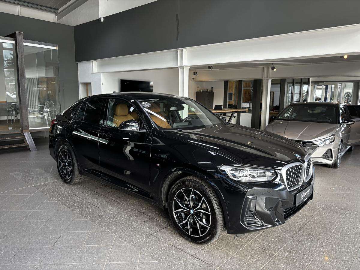 Fahrzeugbild eines BMW X4