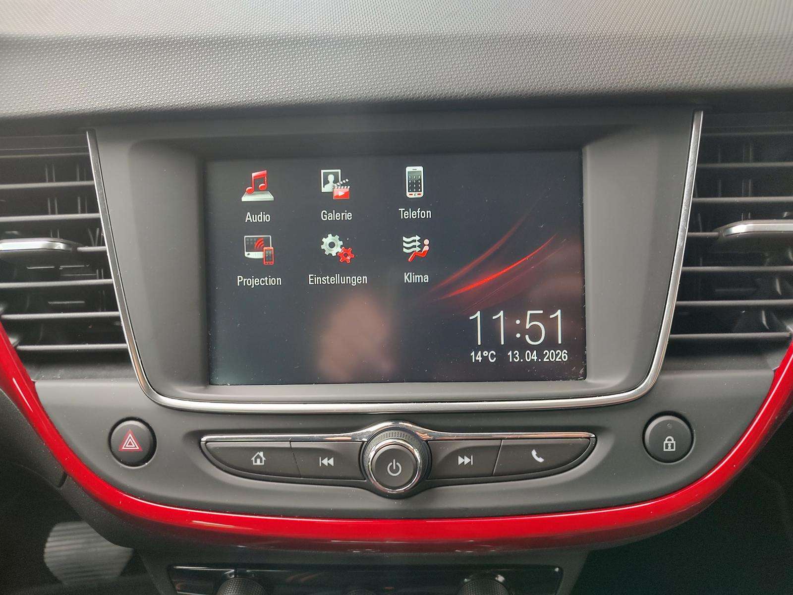 Fahrzeugbild eines Opel Crossland X