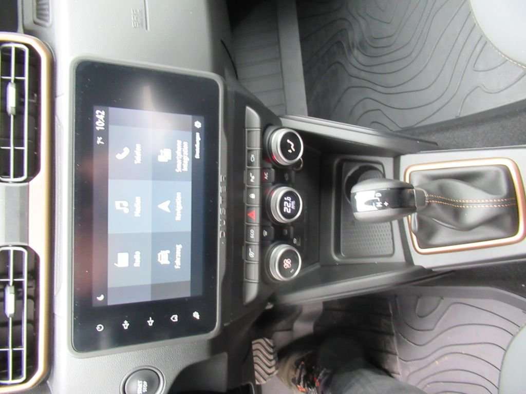 Fahrzeugbild eines Dacia Duster