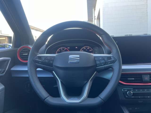 Fahrzeugbild eines SEAT Ibiza