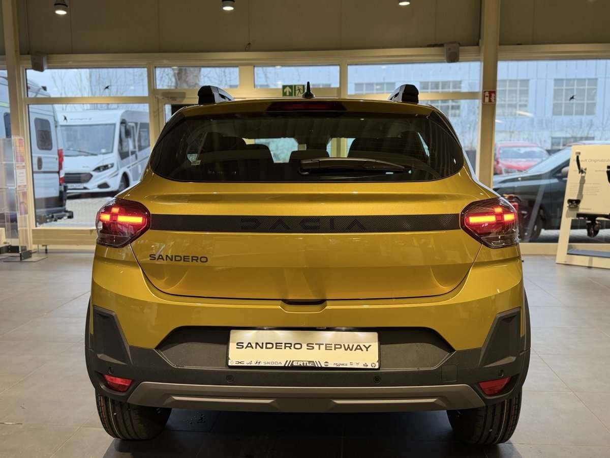 Fahrzeugbild eines Dacia Sandero