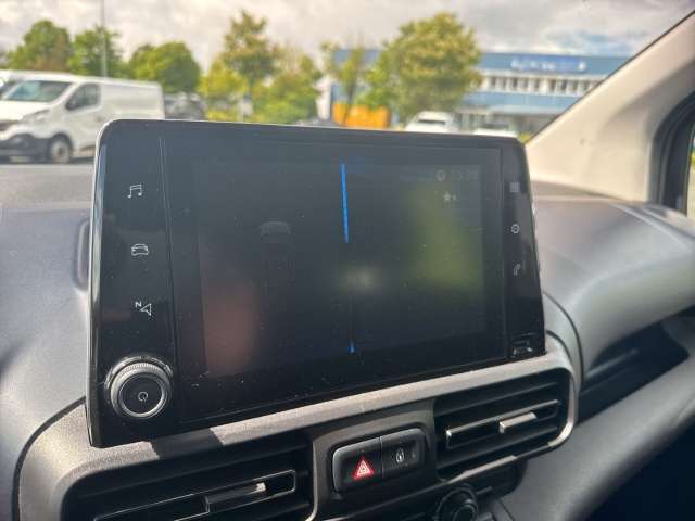 Fahrzeugbild eines Peugeot Rifter