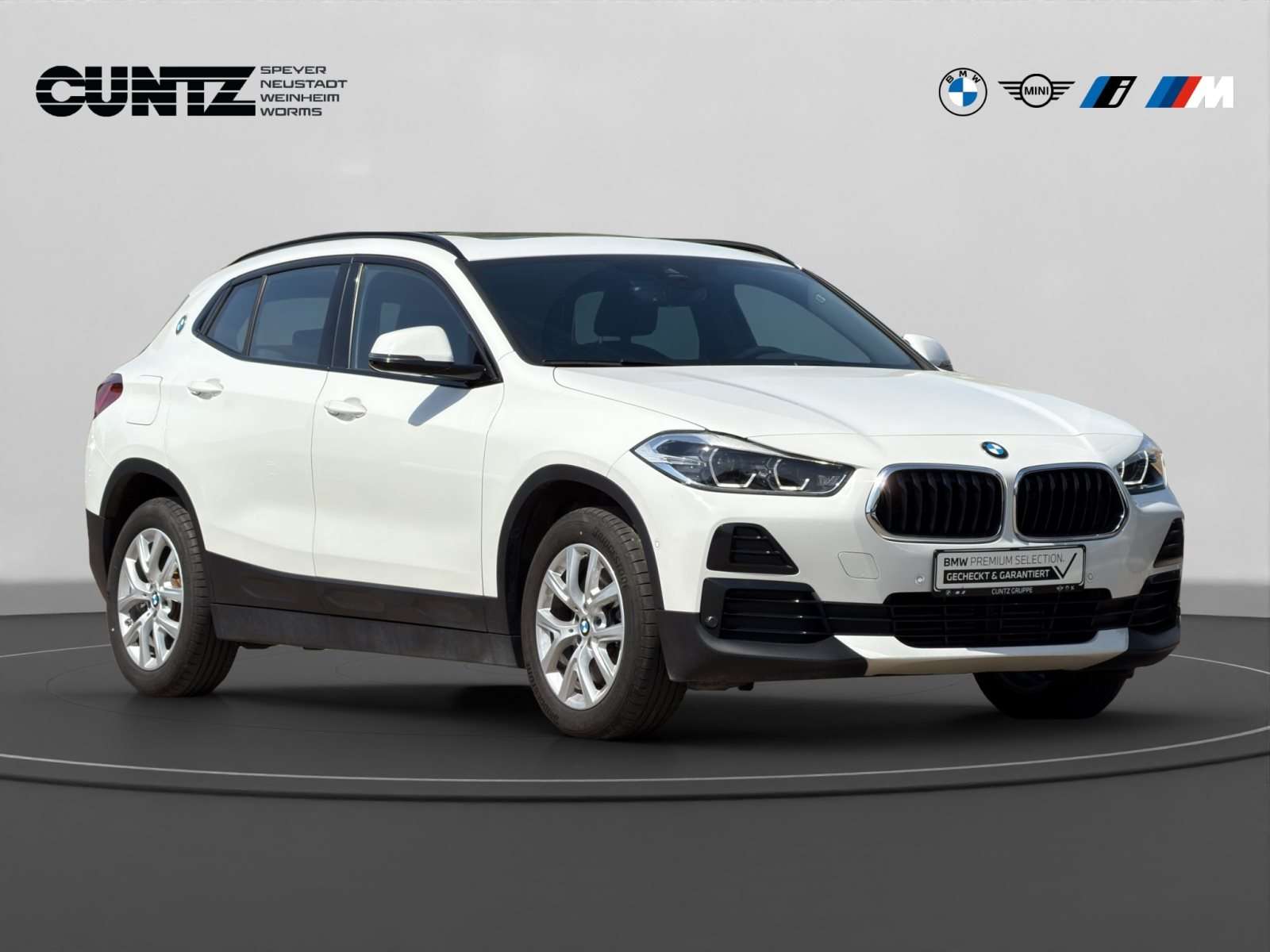 Fahrzeugbild eines BMW X2