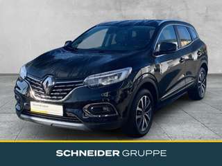 Schräge Frontansicht auf einen Renault Kadjar , freigestellt