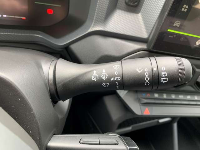 Fahrzeugbild eines Dacia Duster