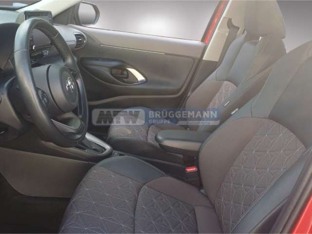 Fahrzeugbild eines Toyota Yaris Cross