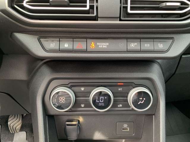 Fahrzeugbild eines Dacia Sandero