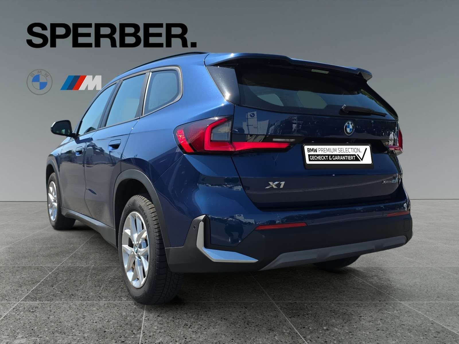 Fahrzeugbild eines BMW X1