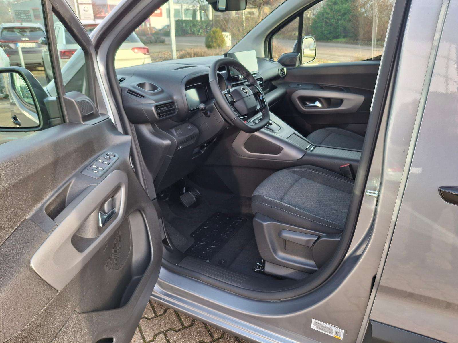 Fahrzeugbild eines Opel Combo Life