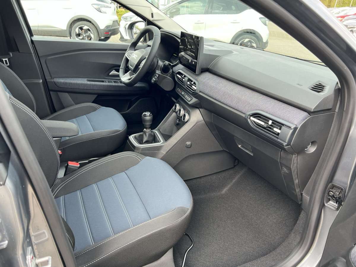 Fahrzeugbild eines Dacia Sandero