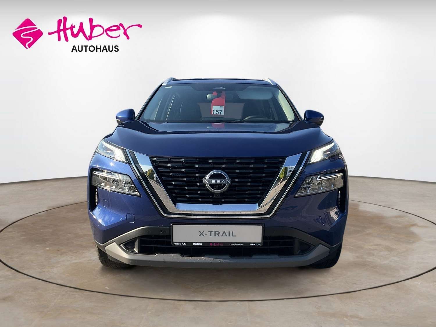 Fahrzeugbild eines Nissan X-TRAIL