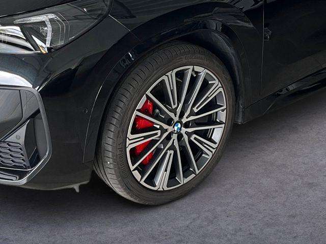 Fahrzeugbild eines BMW X1