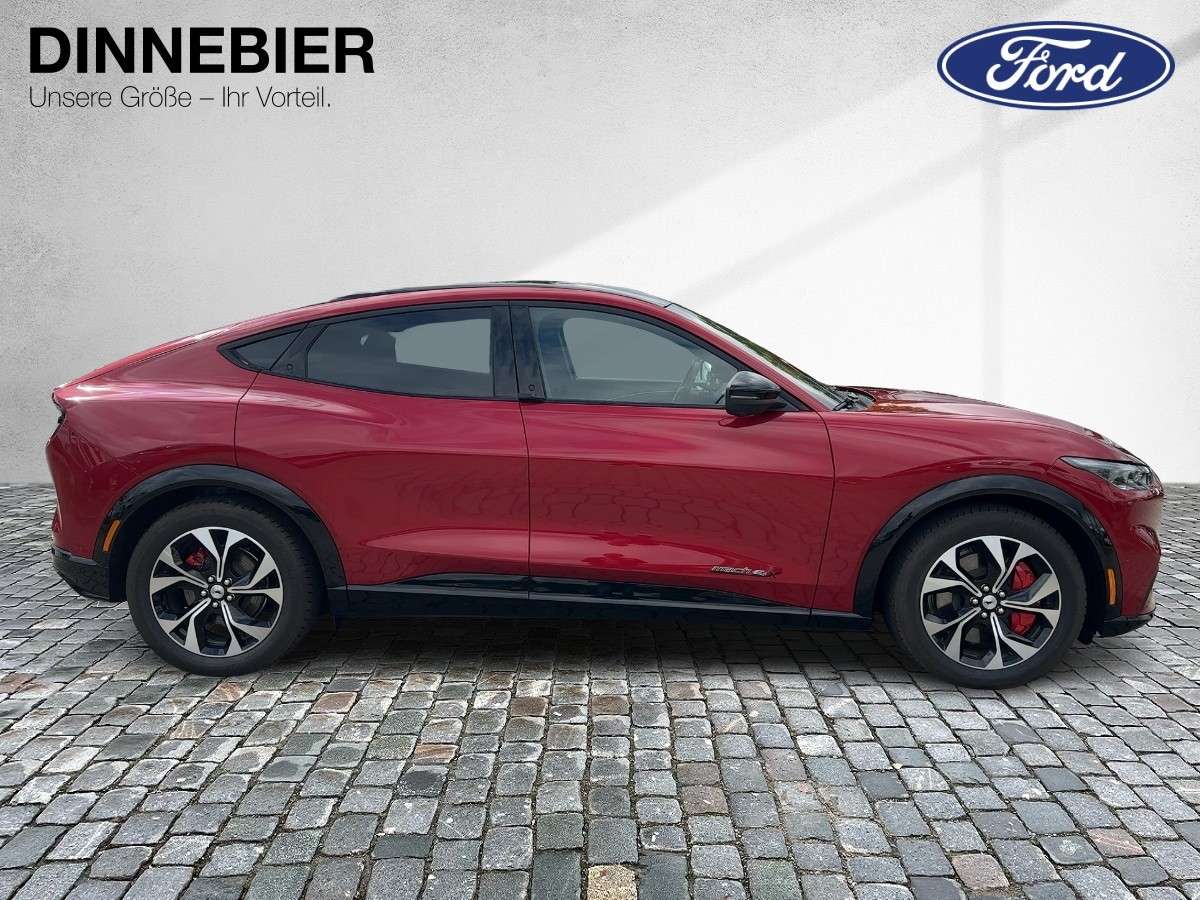 Fahrzeugbild eines Ford Mustang Mach-E