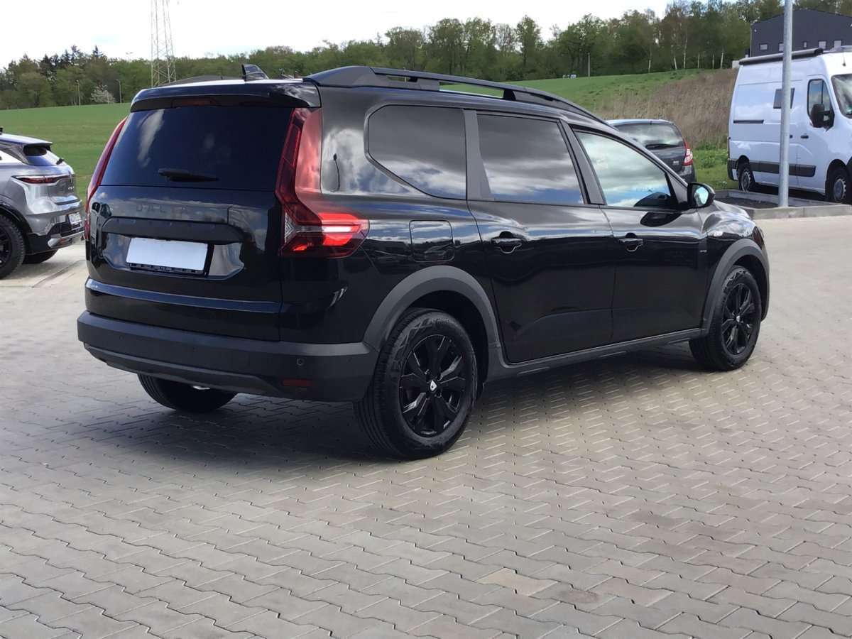 Fahrzeugbild eines Dacia Jogger