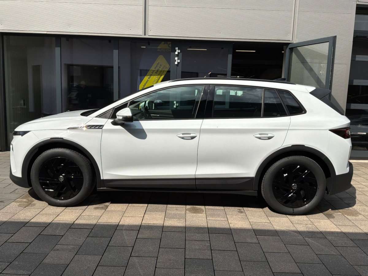 Fahrzeugbild eines Skoda ELROQ