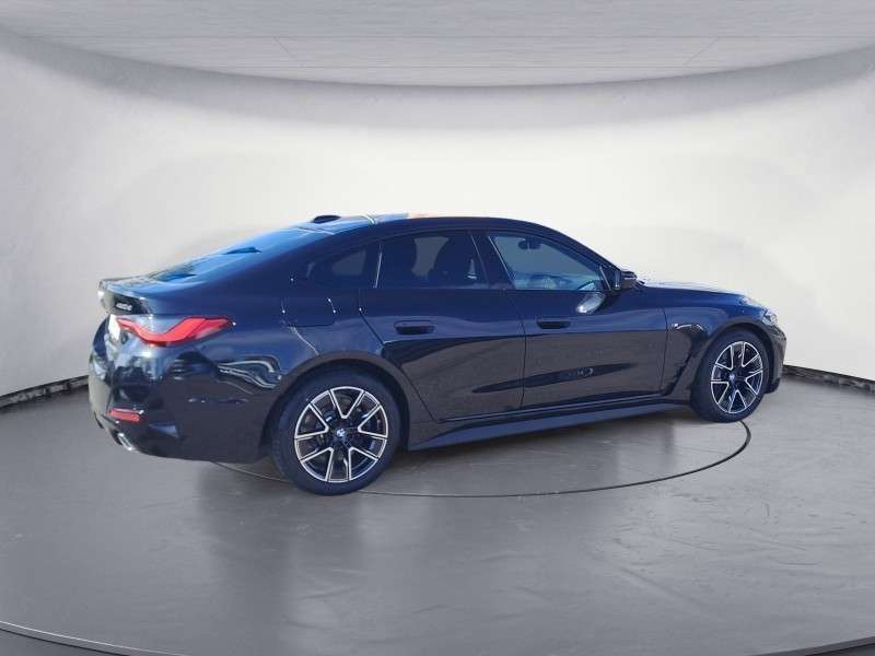 Fahrzeugbild eines BMW 4er-Reihe