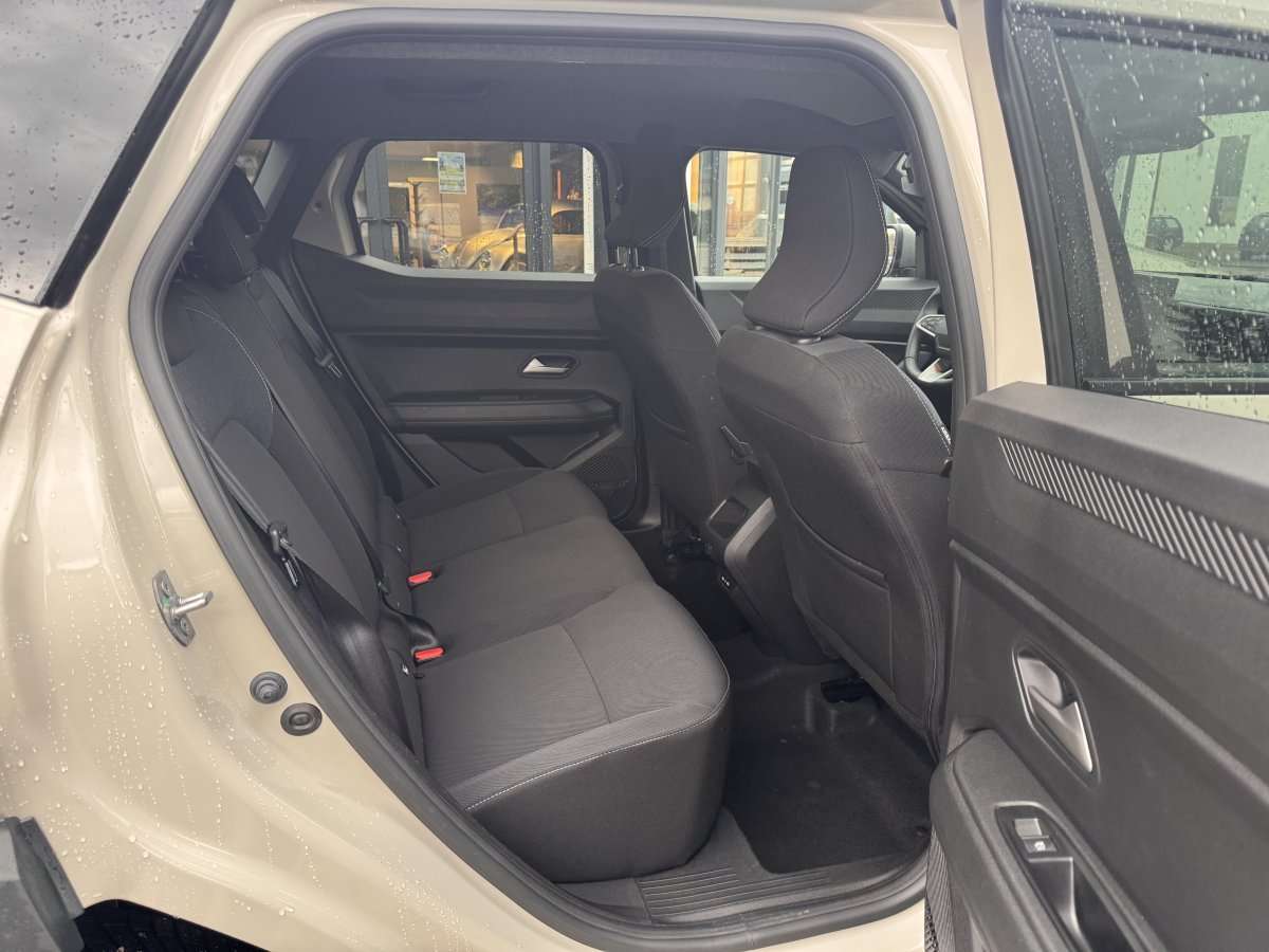 Fahrzeugbild eines Dacia Duster