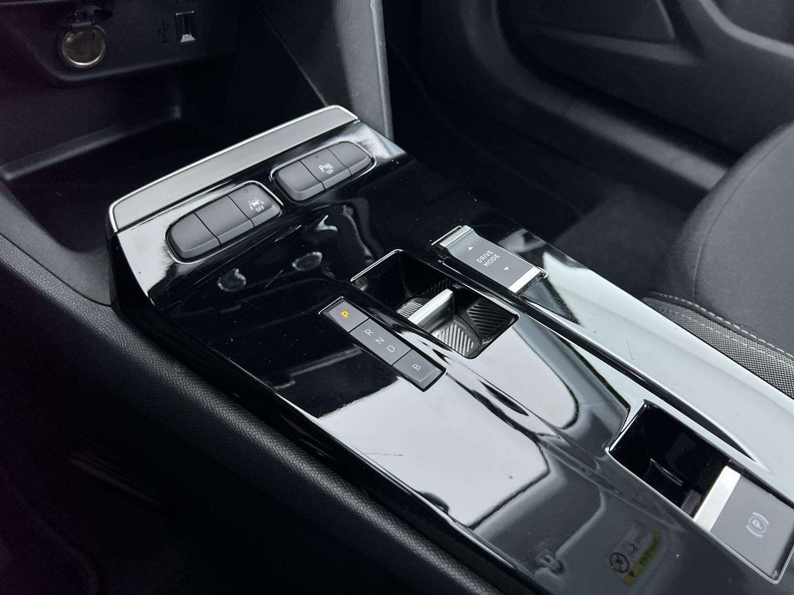 Fahrzeugbild eines Opel Mokka Electric