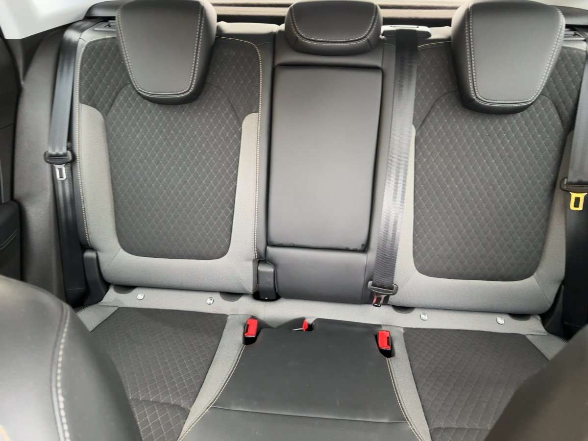 Fahrzeugbild eines Opel Grandland X