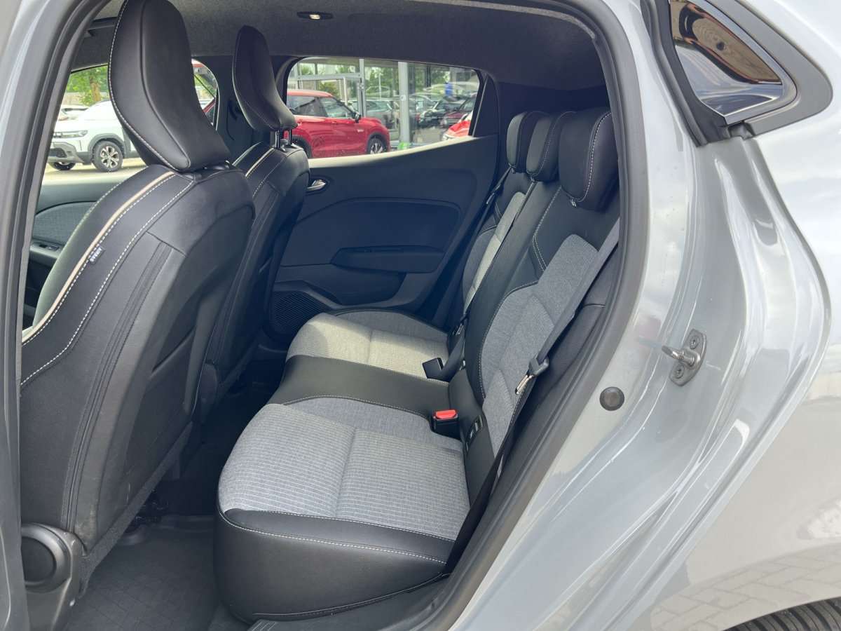 Fahrzeugbild eines Renault Clio