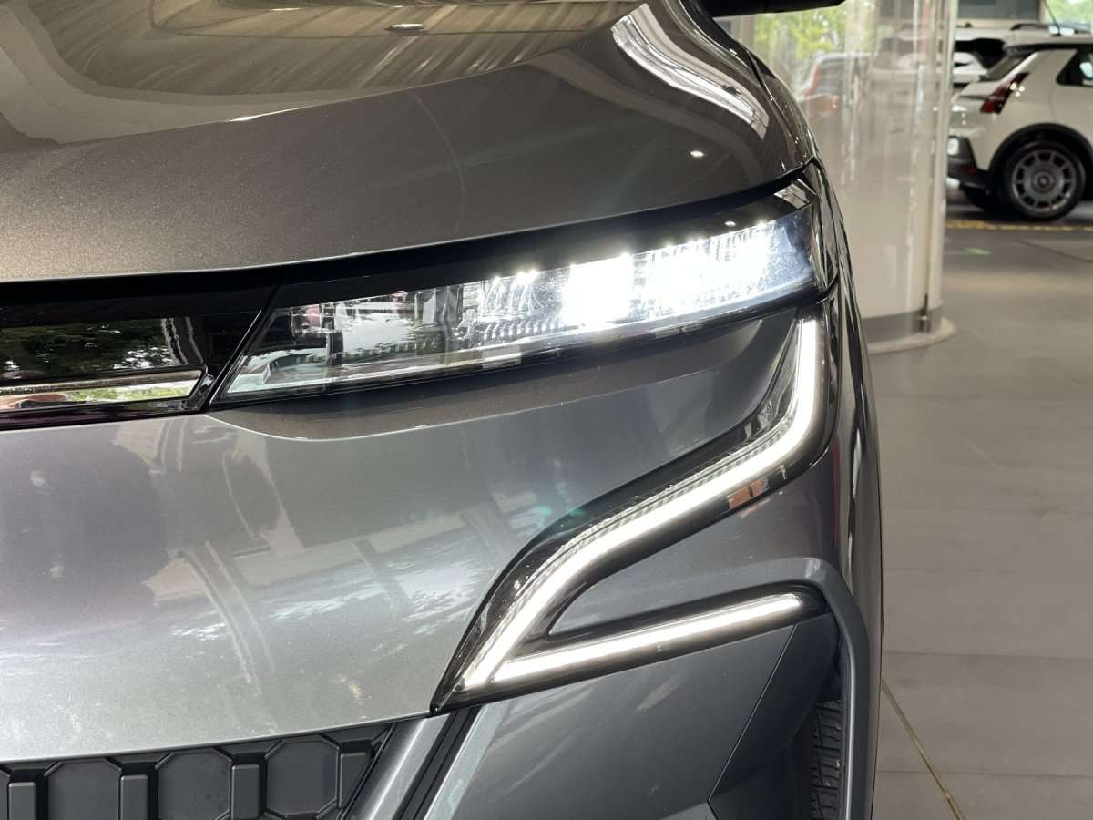Fahrzeugbild eines Renault Megane E-TECH