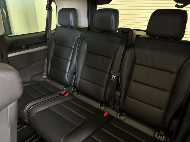 Fahrzeugbild eines Opel Zafira Life