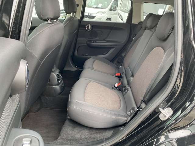 Fahrzeugbild eines MINI Countryman