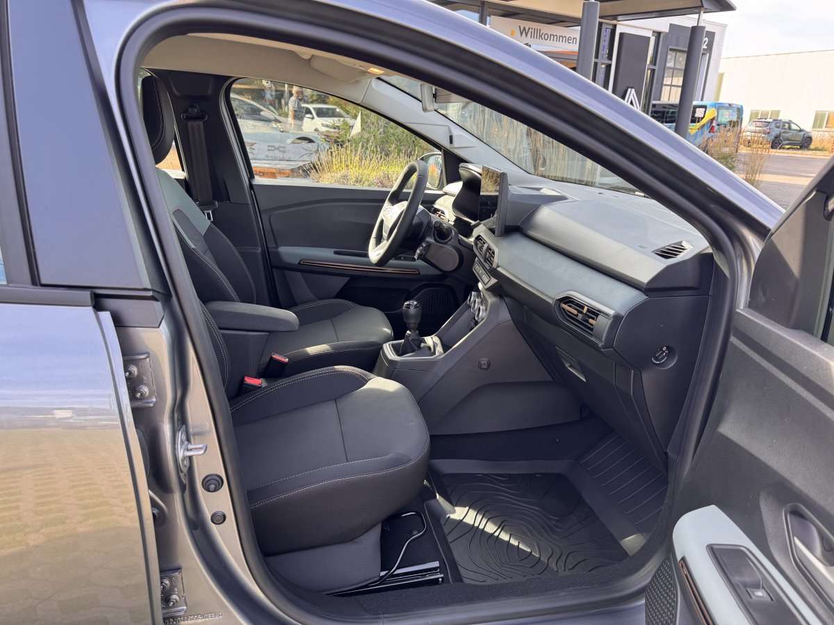 Fahrzeugbild eines Dacia Sandero