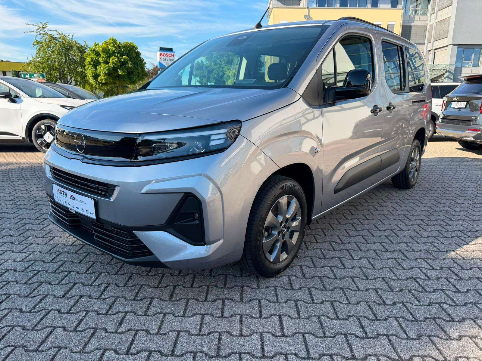 Fahrzeugbild eines Opel Combo Life