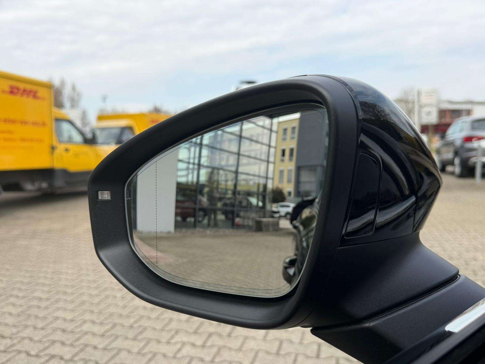 Fahrzeugbild eines Skoda Superb