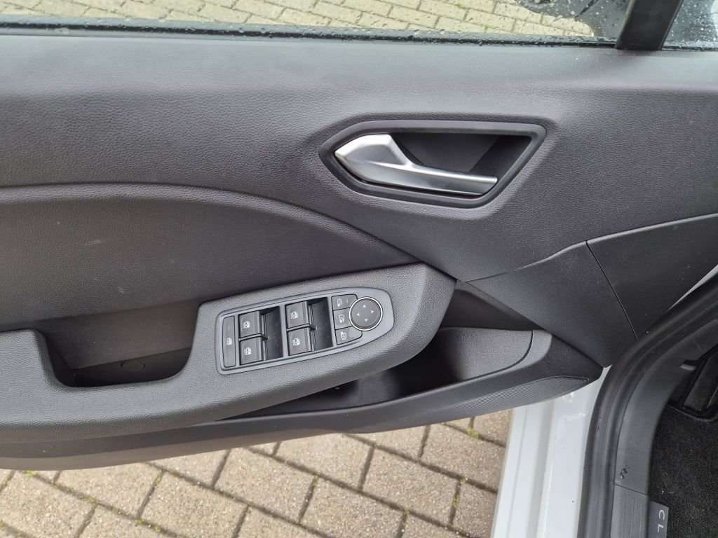 Fahrzeugbild eines Renault Clio